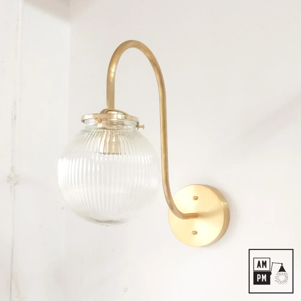 Mid-century-gooseneck-wall-lamp-Prisma-A5K074-Raw-Brass