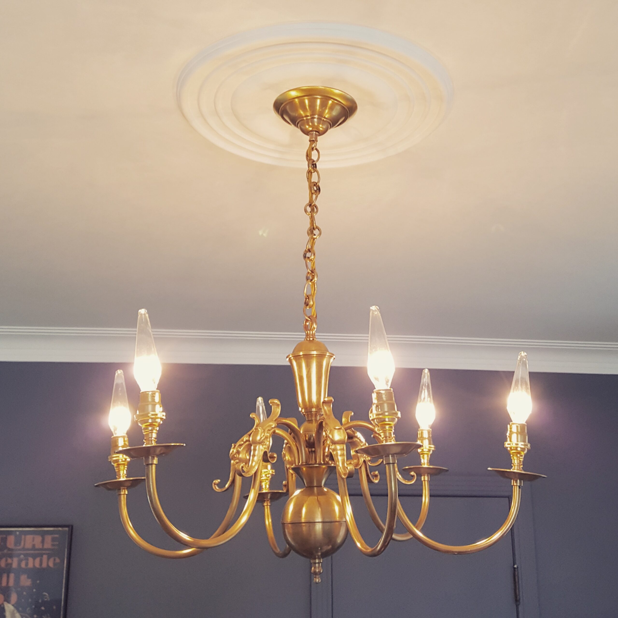 incandescent-prism-lightbulb-chandelier incandescent-prism-lightbulb-chandelier