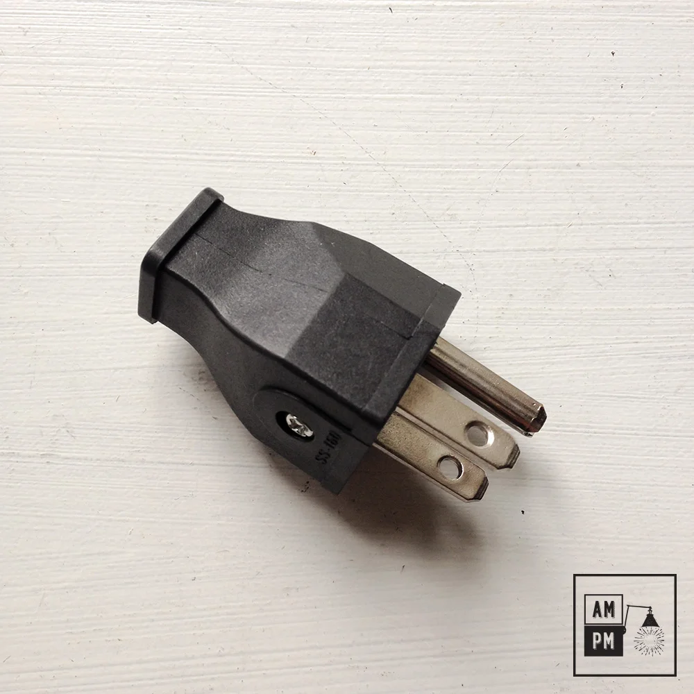 Electrical-two-pole-grounded-plug-black